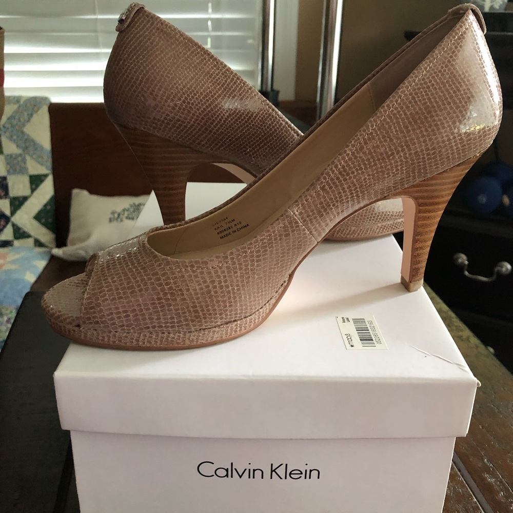 Calvin Klein Kail Patent Lizard Print heels